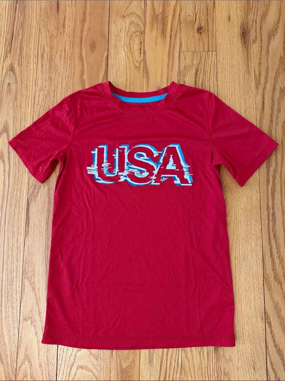 all in motion Boys Red Tee with USA Graphic Size Medium (8/10)
